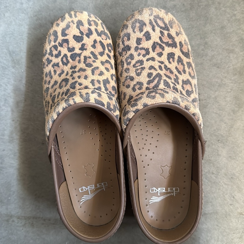 Dansko Leopard Print Mules- size 37